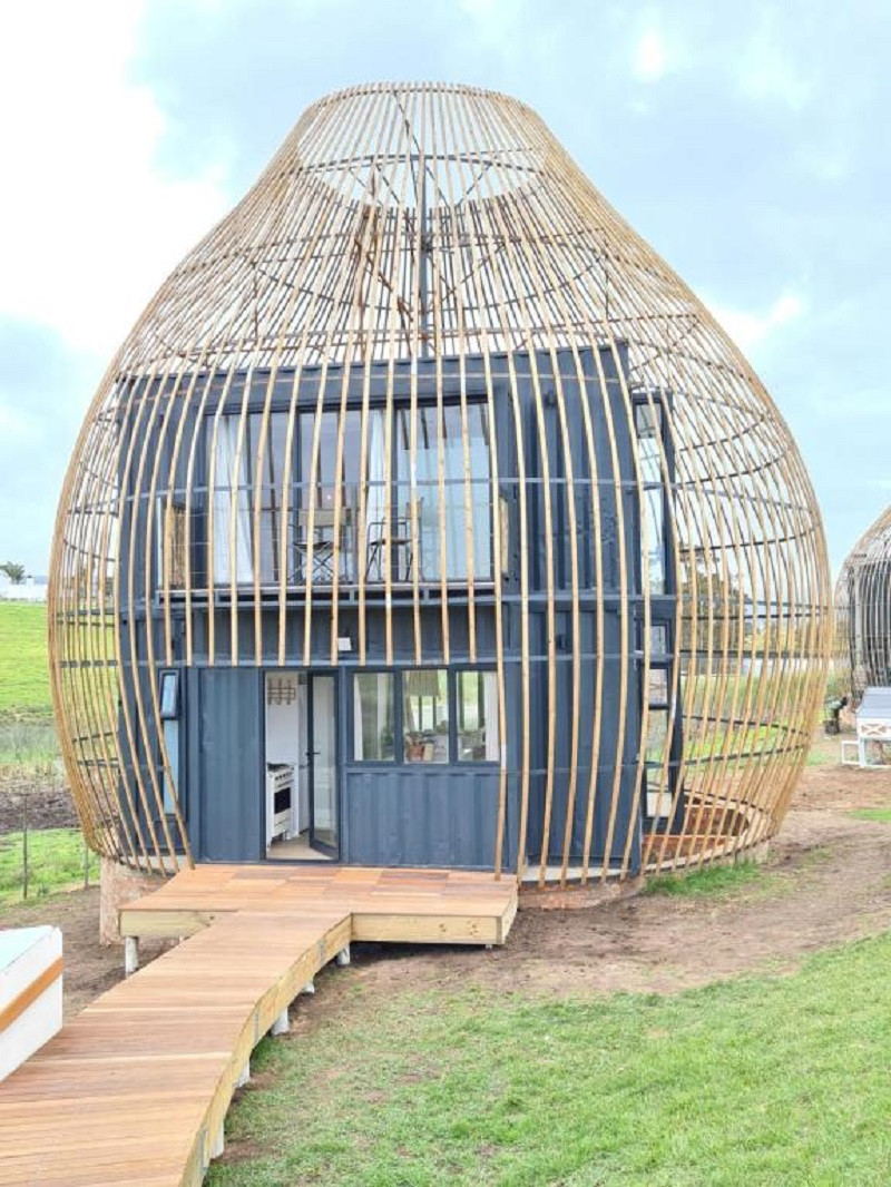 Apex Travel Club - ATC - Buff & Fellow Eco Cabins