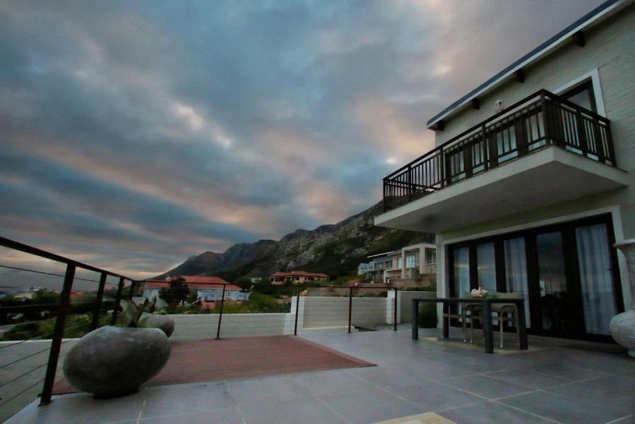 Apex Travel Club - ATC - Eagleview Guesthouse