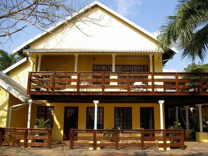 Apex Travel Club - ATC - Leopard Tree Lodge (Old Lalapanzi GH)