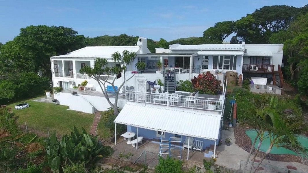 Apex Travel Club - ATC - Blue's Guest House -East London
