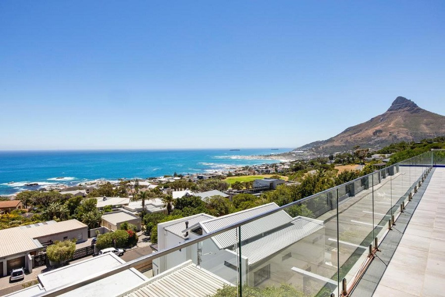 Apex Travel Club - ATC - Sea View Apartment-Campsbay