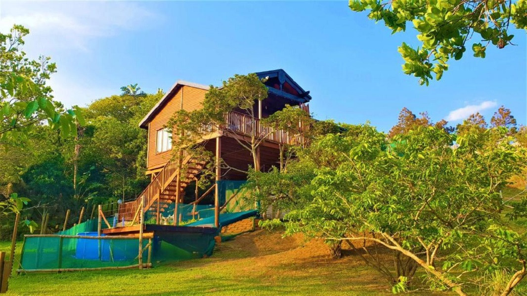 Apex Travel Club - ATC - Hib Escape Log Home