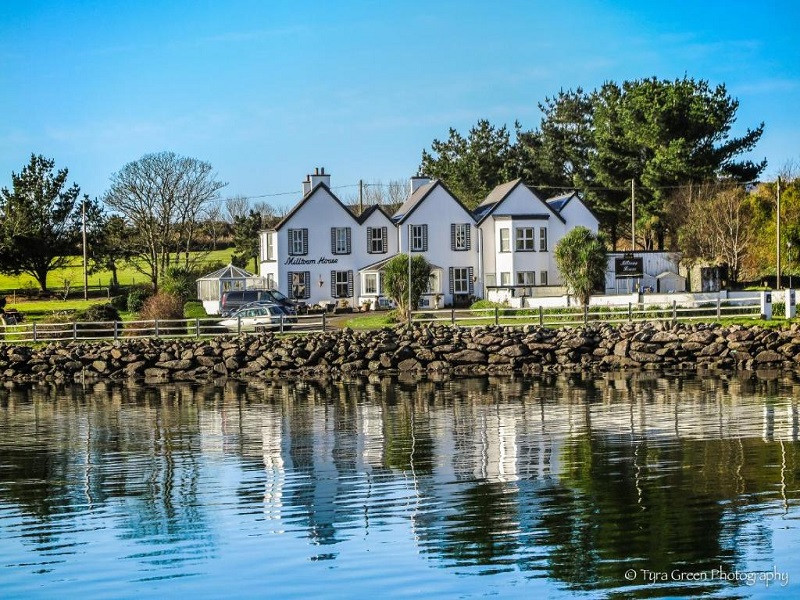 Apex Travel Club - ATC - Milltown House Dingle