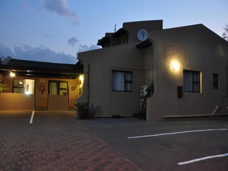 Apex Travel Club - ATC - Woodpecker's Inn Guest House