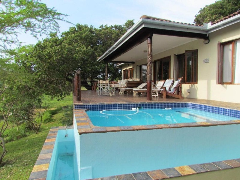 Apex Travel Club - ATC - Nkumbe Bush Retreat Family Home