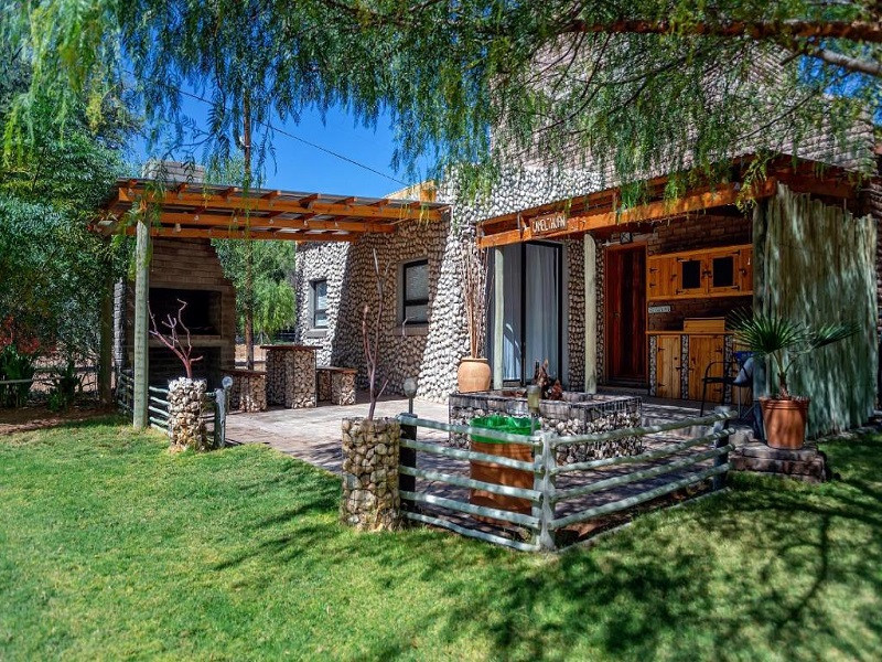 Apex Travel Club - ATC - Kalahari Camelthorn Guesthouse and Camping