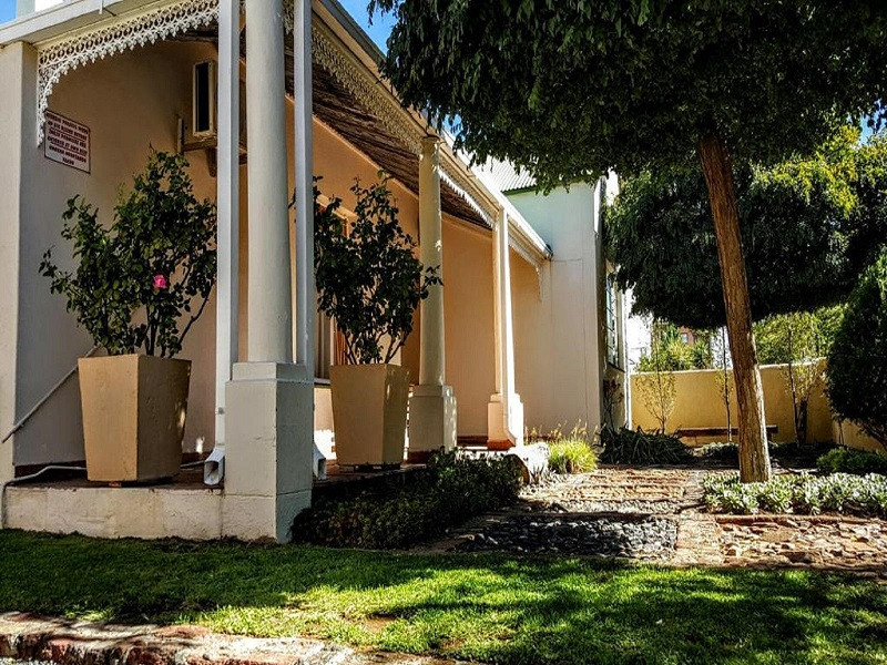 Apex Travel Club - ATC - Dorpshuis Guesthouse