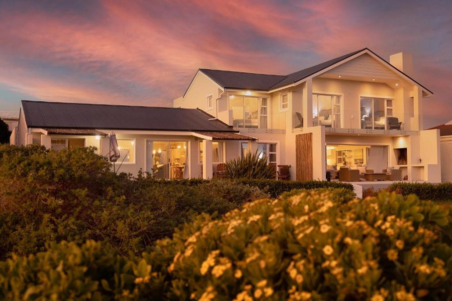 Apex Travel Club - ATC - Shore's Edge cottage