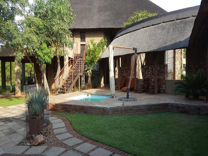 Apex Travel Club - ATC - Zebula Golf Estate and Spa - Giraffe Plains 4 pax Moi Signa