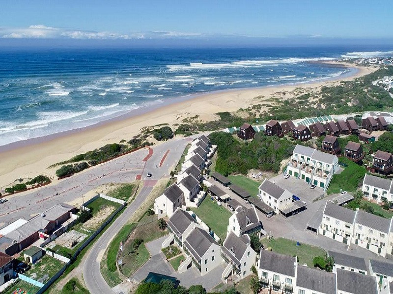 Apex Travel Club - ATC - 65 Settler Sands Beachfront Accommodation
