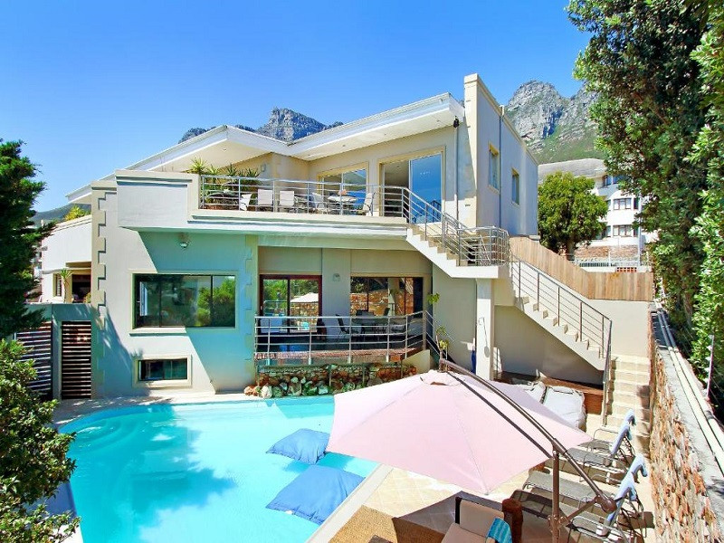 Apex Travel Club - ATC - African Groove Camps Bay