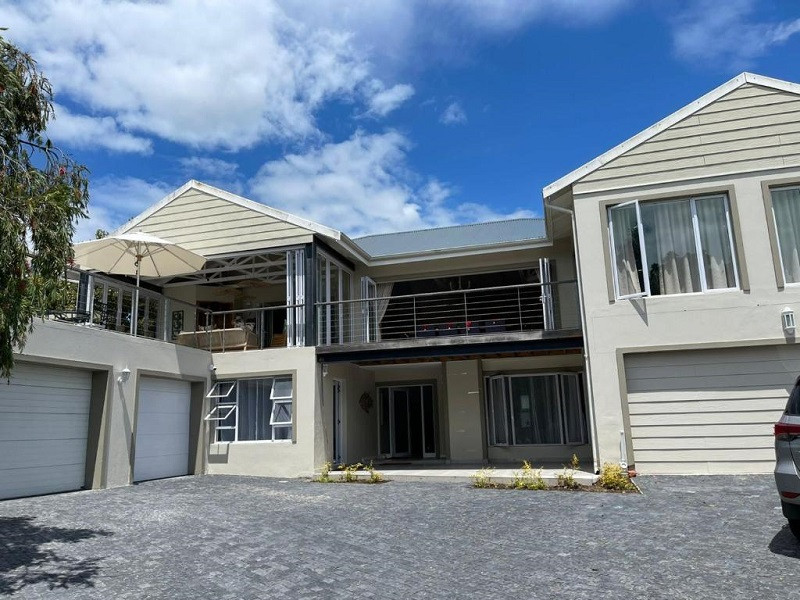 Apex Travel Club - ATC - Villa du Soleil Plettenberg Bay