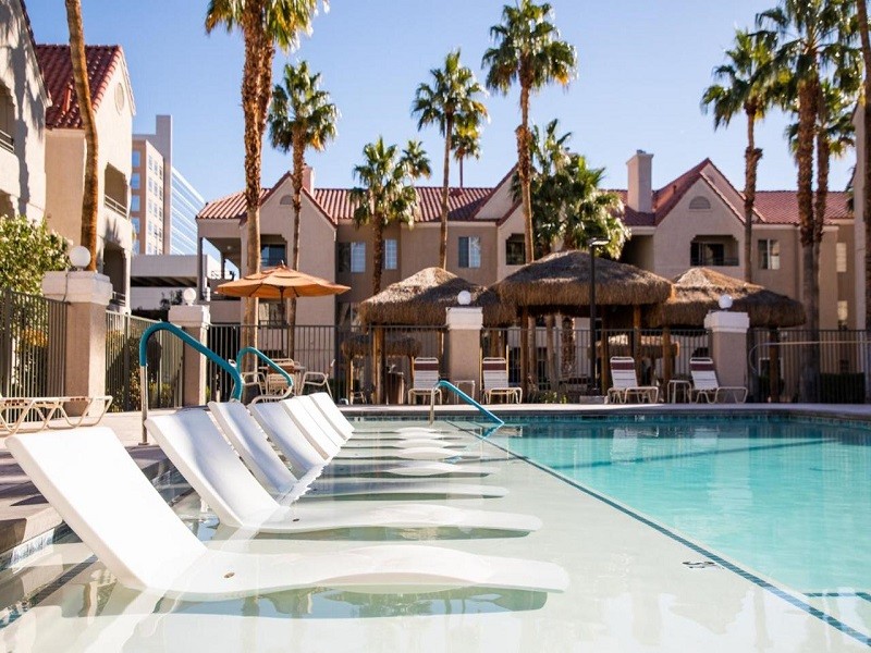 Apex Travel Club - ATC - Holiday Inn Club Vacations at Desert Club Resort