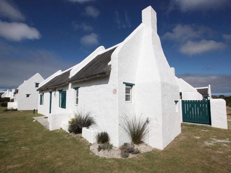 Apex Travel Club - ATC - Zandtorini Seaside Cottage