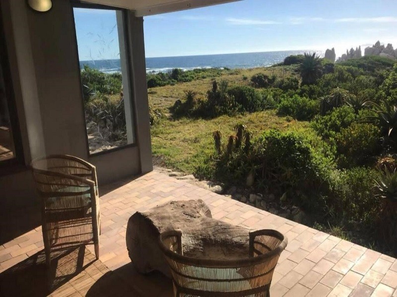 Apex Travel Club - ATC - Rooi Els Sea Cottage