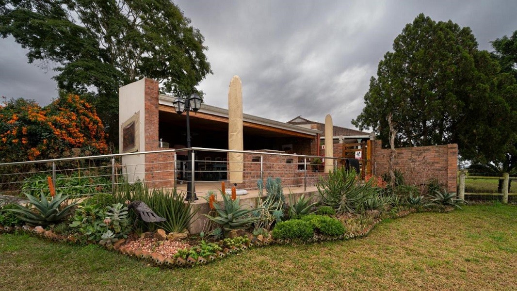 Apex Travel Club - ATC - Equestre BnB