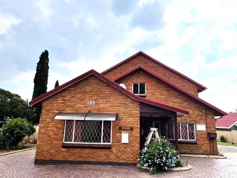 Apex Travel Club - ATC - Southy Inn By The Lake