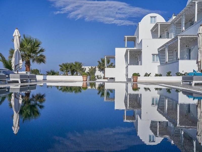 Apex Travel Club - ATC - Petri Suites Santorini