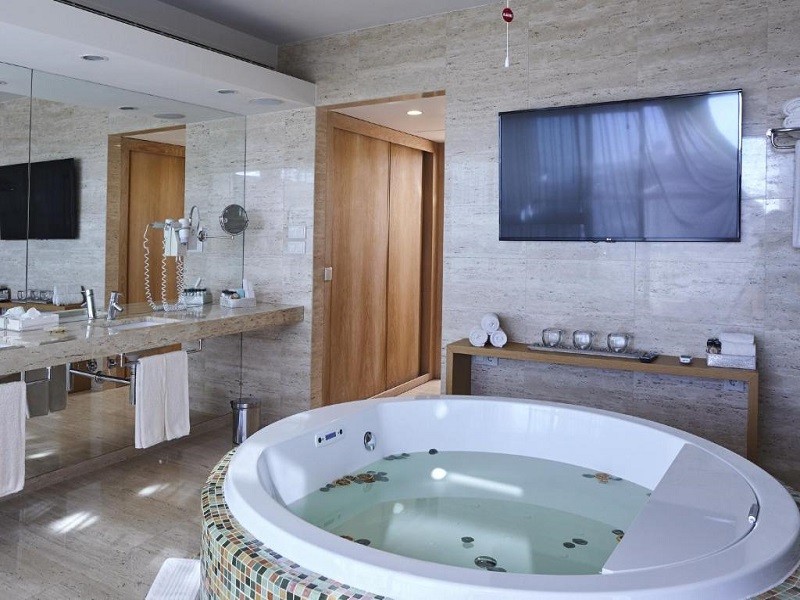 Apex Travel Club - ATC - Crowne Plaza Vilamoura - Algarve, an IHG Hotel