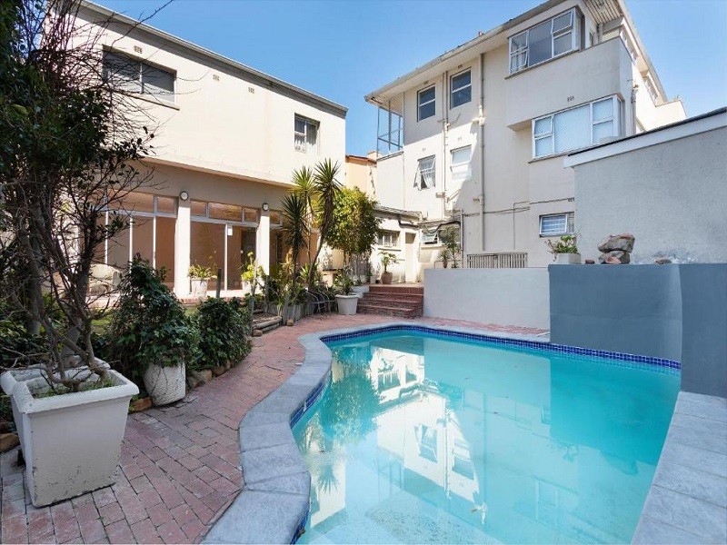 Apex Travel Club - ATC - 14 Zeanor, Sea Point