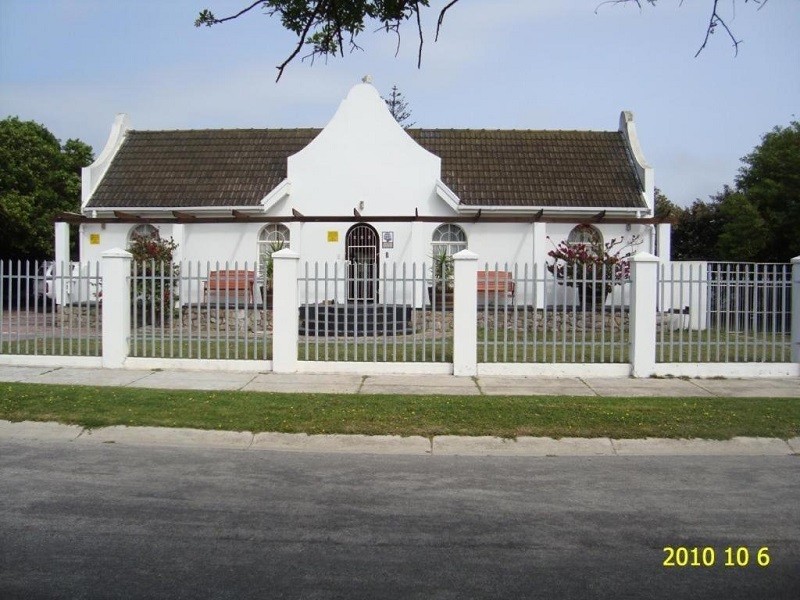 Apex Travel Club - ATC - Tenby house