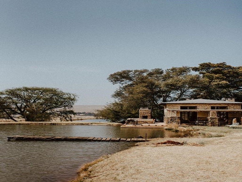 Apex Travel Club - ATC - African Leaves Trout Lodge