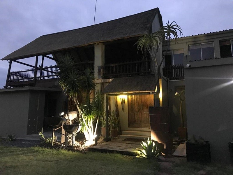 Apex Travel Club - ATC - Sunset Lodge & Safaris