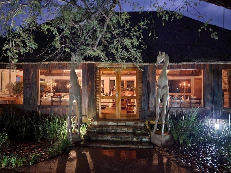 Apex Travel Club - ATC - Karongwe River Lodge
