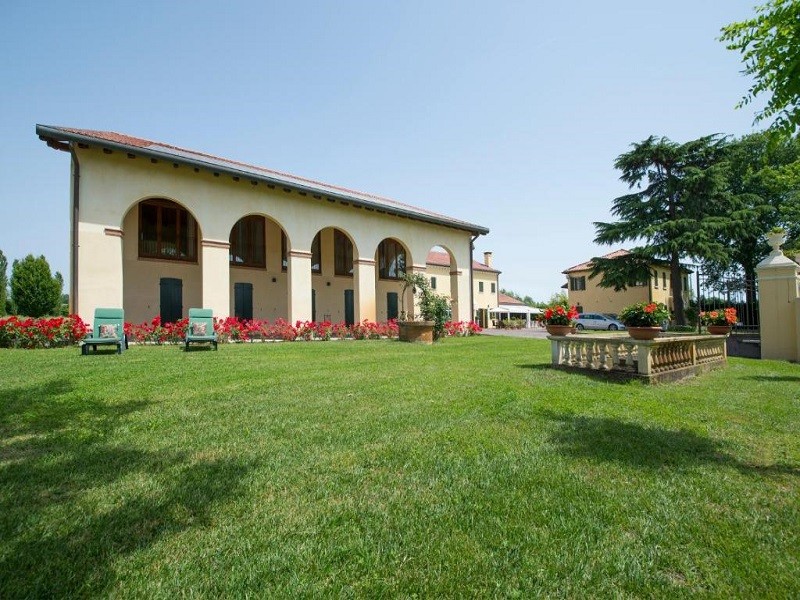 Apex Travel Club - ATC - Hotel Venice Resort Airport