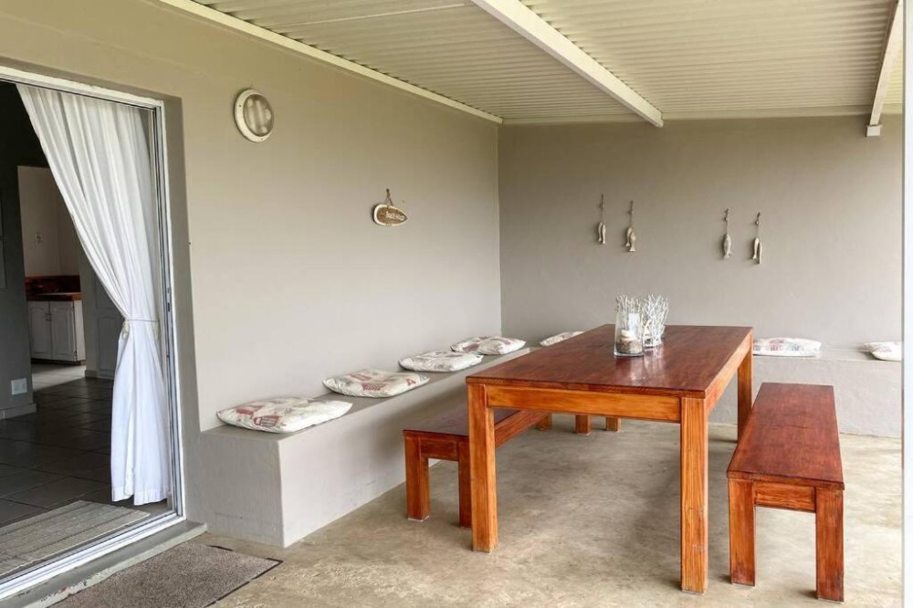 Apex Travel Club - ATC - Tamassa Holiday Home on the Beach, in Port Edward