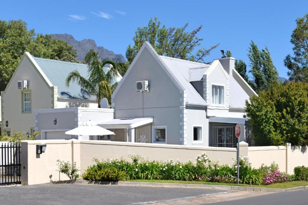 Apex Travel Club - ATC - Lemon Tree Cottage Self Catering