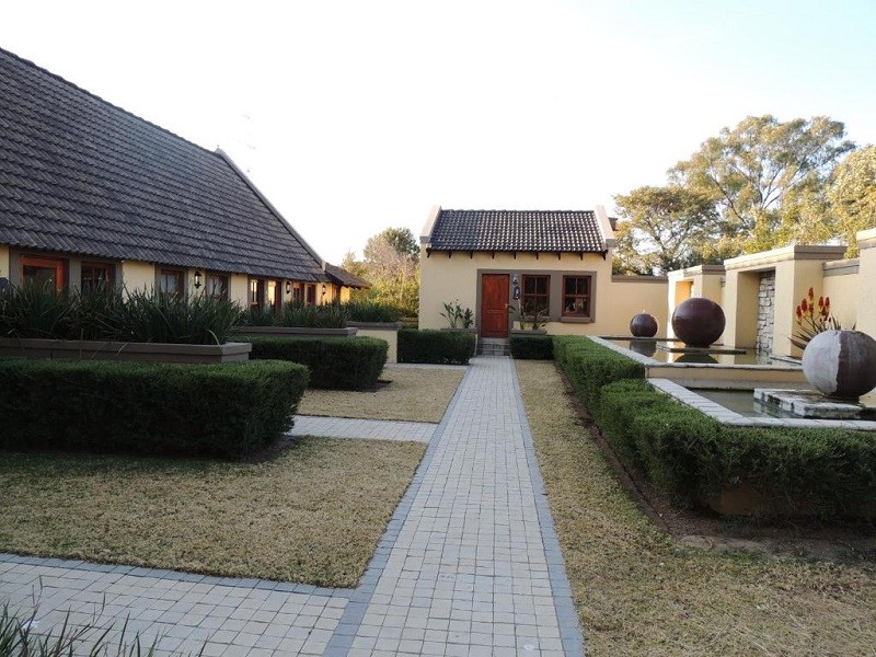 Apex Travel Club - ATC - Strawberry Fields Country Manor Guest House