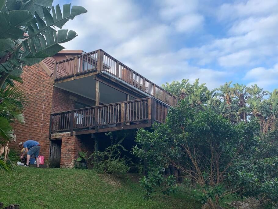 Apex Travel Club - ATC - Big Fish Seaside Cottage