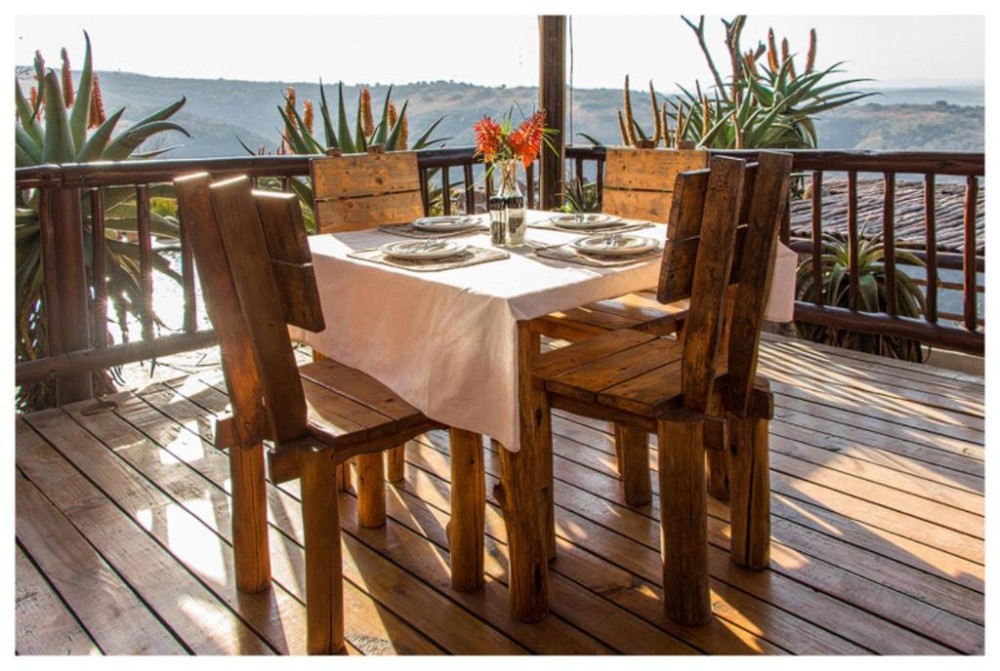 Apex Travel Club - ATC - Leopards and Louries Bush Lodge