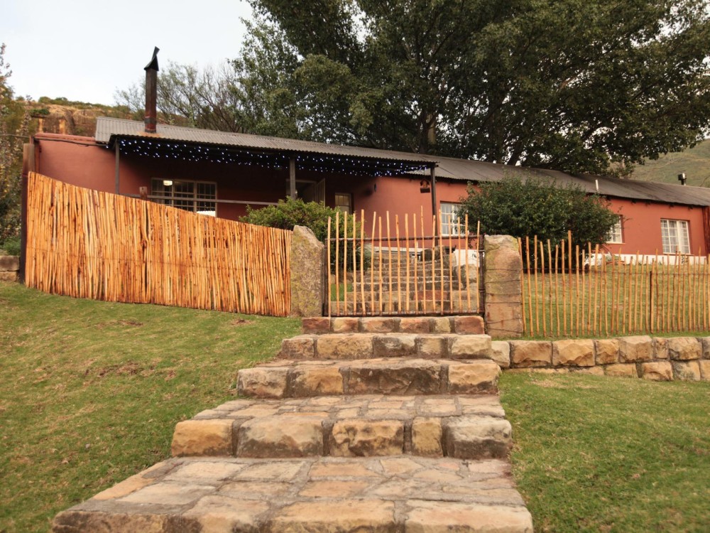 Apex Travel Club - ATC - Old Mill Drift Guest Farm- SPRING C4