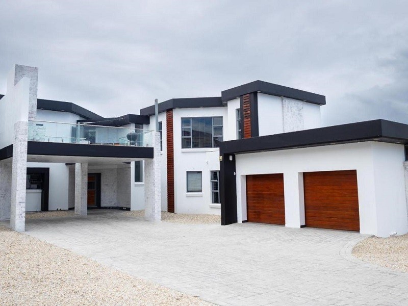 Apex Travel Club - ATC - Yzerfontein Beach Accommodation