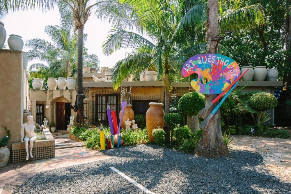 Apex Travel Club - ATC - The Art Guesthouse