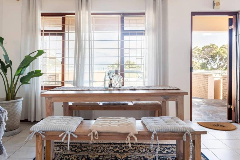 Apex Travel Club - ATC - Innie Baai Beach House