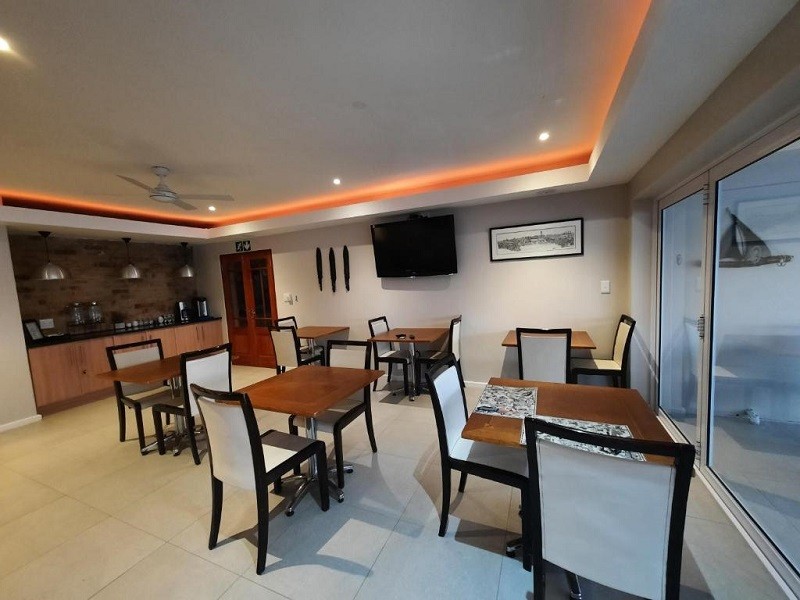 Apex Travel Club - ATC - Phoenix Lodge and Waterside Accommodation
