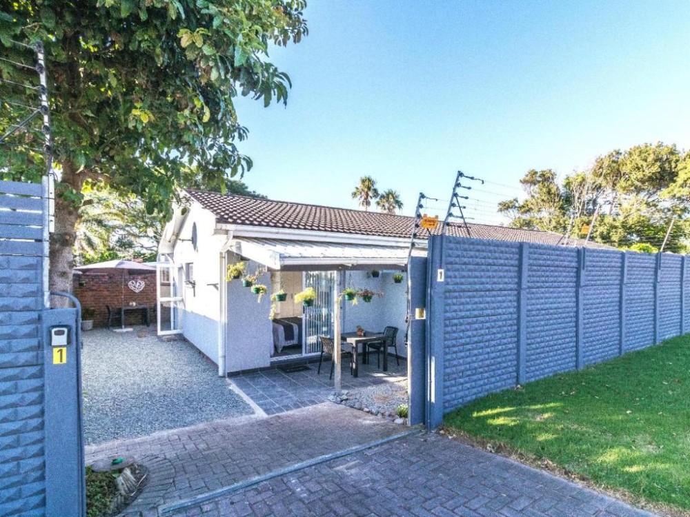 Apex Travel Club - ATC - Cozy Cottages East London
