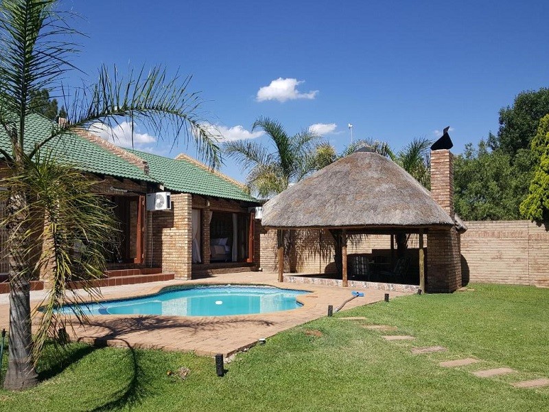 Apex Travel Club - ATC - Twins Guest House Astoni