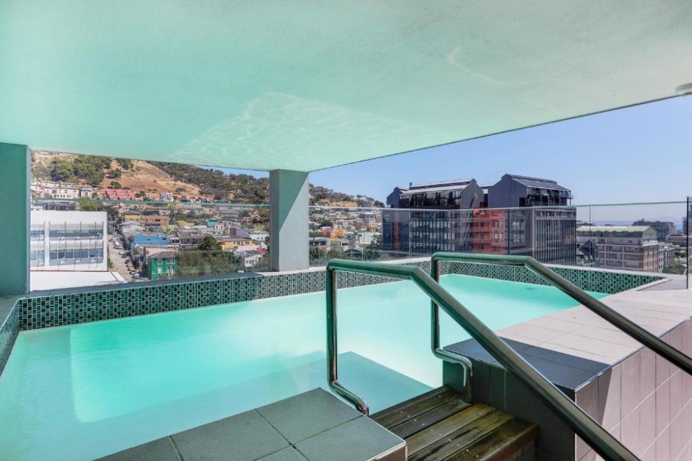Apex Travel Club - ATC - Backup-Powered Classic Luxury Apartment