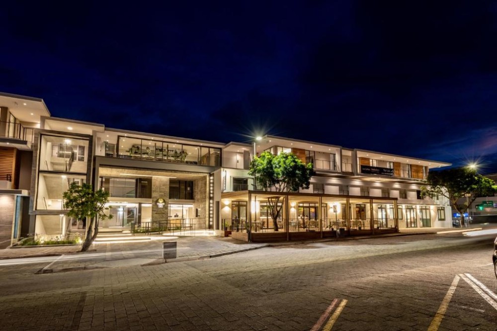 Apex Travel Club - ATC - Plett Quarter Hotel - Lion Roars Hotels & Lodges