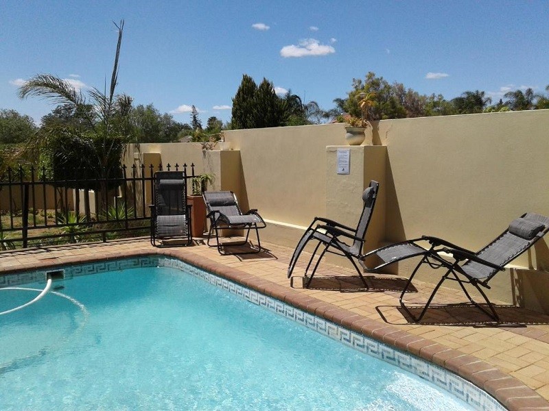 Apex Travel Club - ATC - Come Home in Oudtshoorn Self-Catering Units
