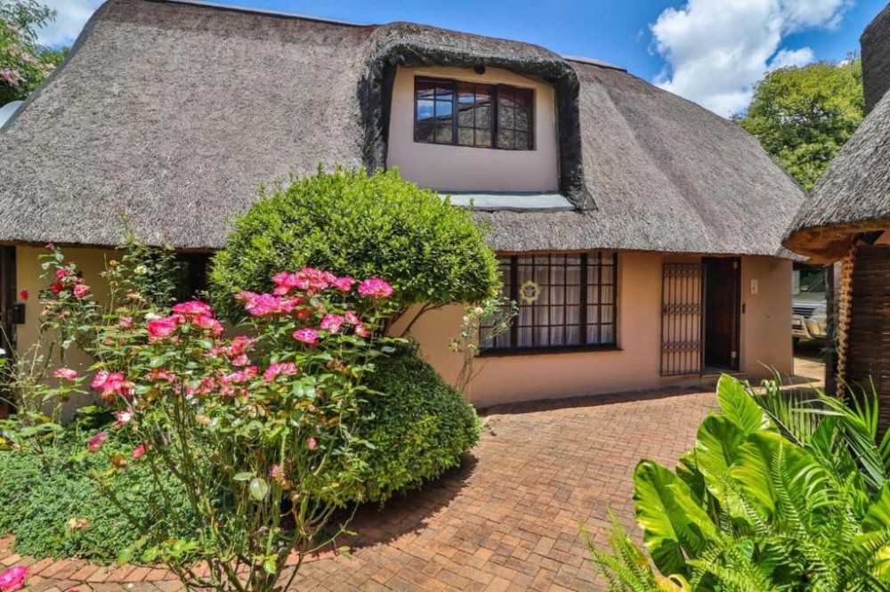 Apex Travel Club - ATC - Rose Thatch House