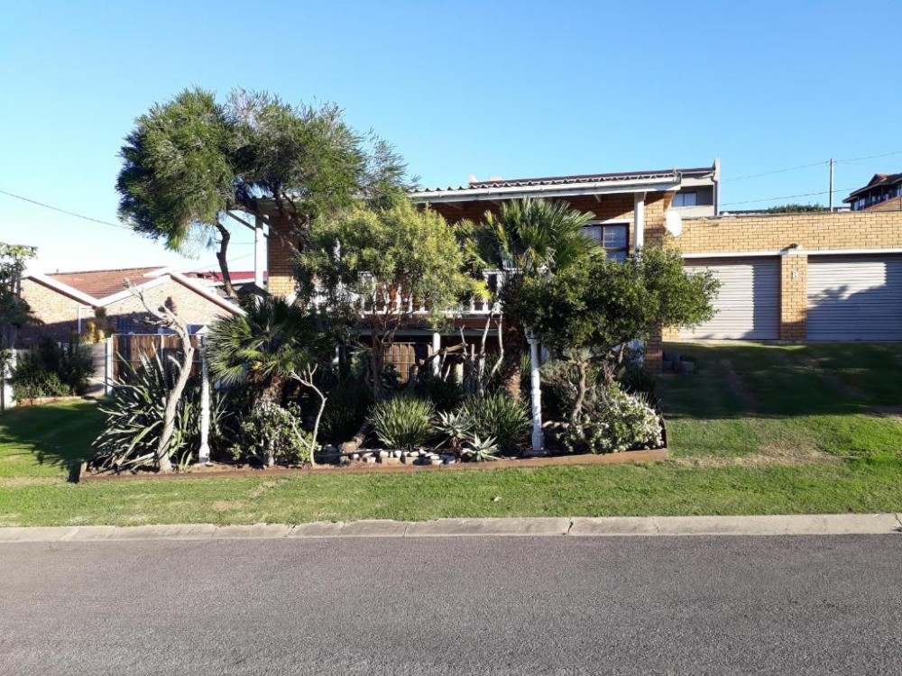 Apex Travel Club - ATC - King Protea Self Catering Flat