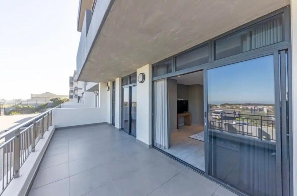 Apex Travel Club - ATC - Neat 3 Bed Seafront Apartment