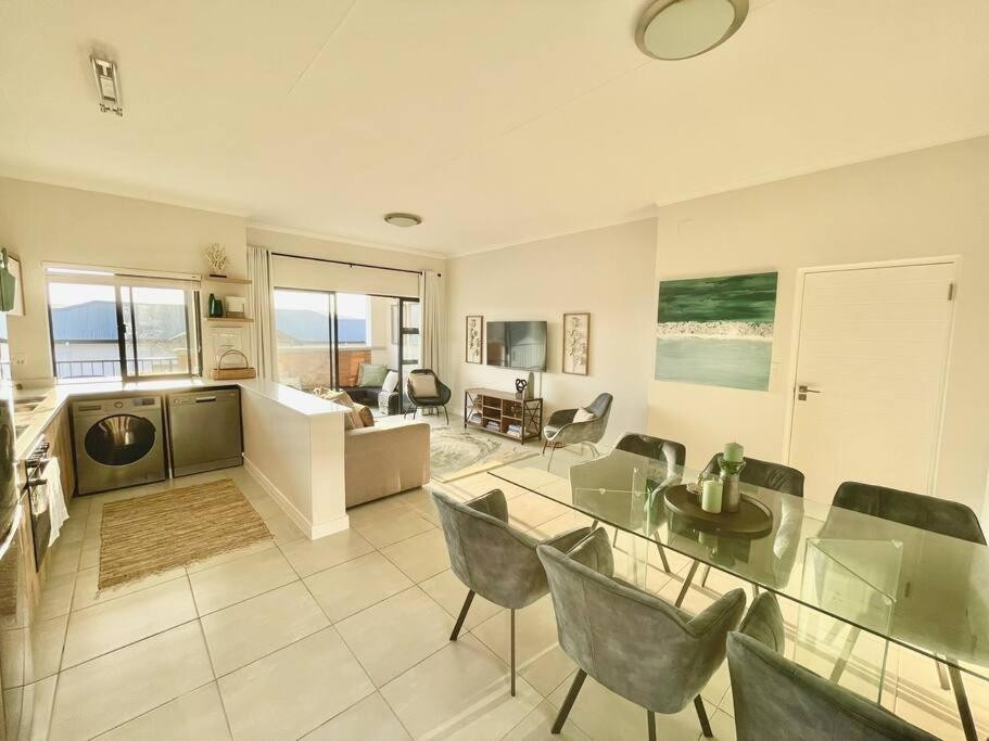 Apex Travel Club - ATC - Luxury Ballito Apartment