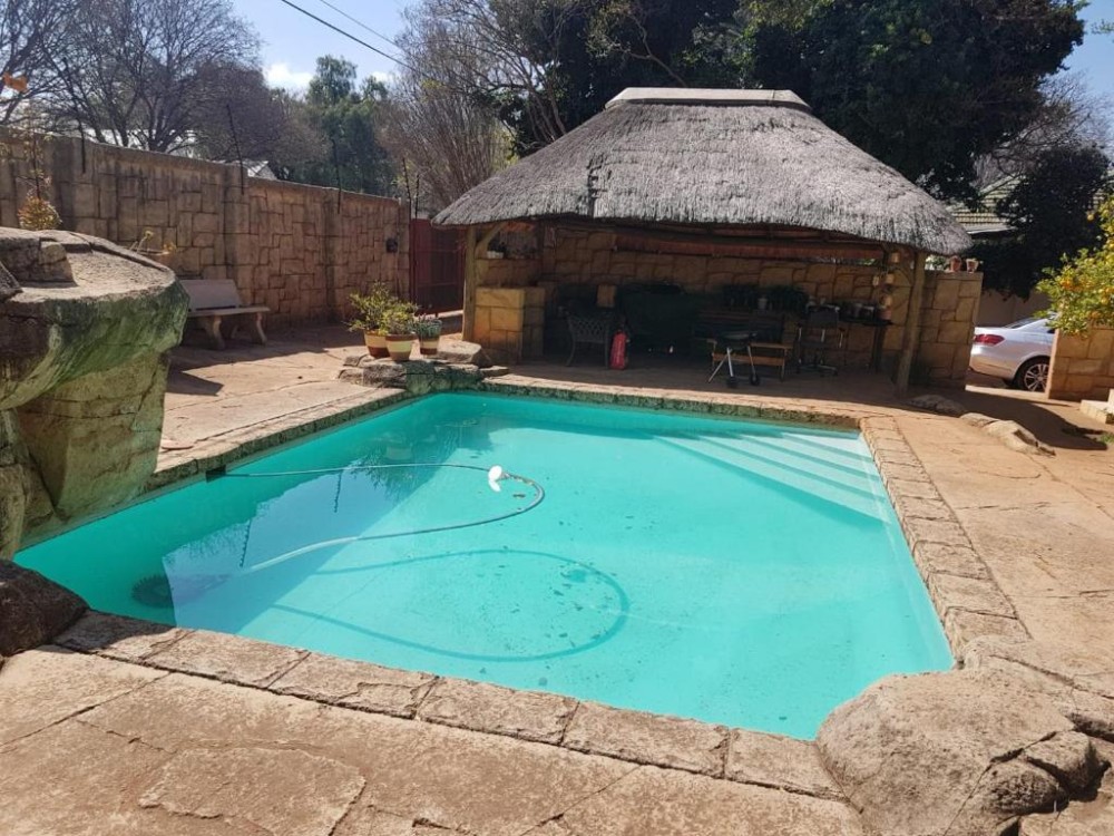 Apex Travel Club - ATC - Upper Houghton Guesthouse