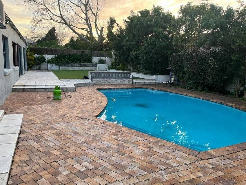 Apex Travel Club - ATC - Charming home, The Vines in Constantia